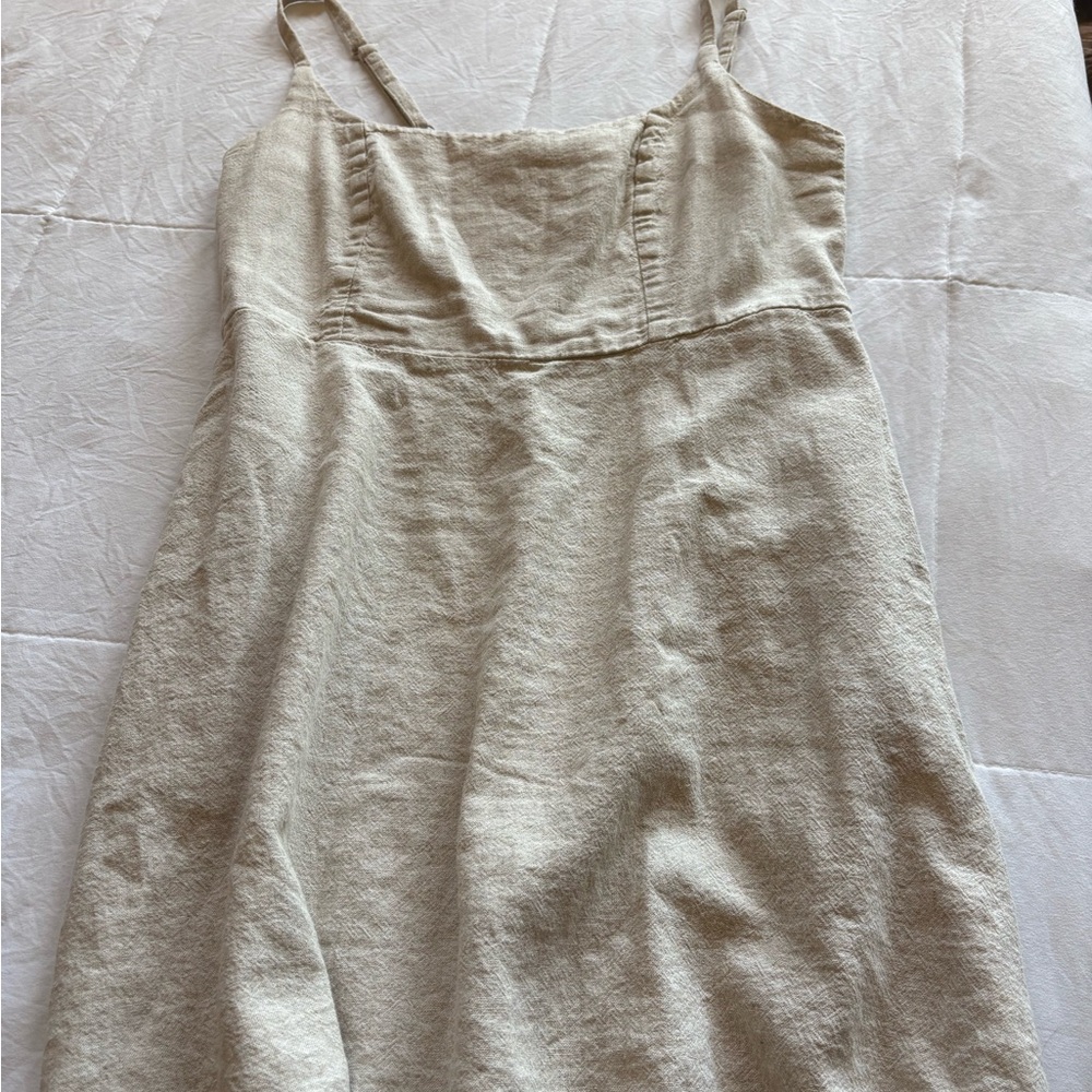 Beautiful linen dress.